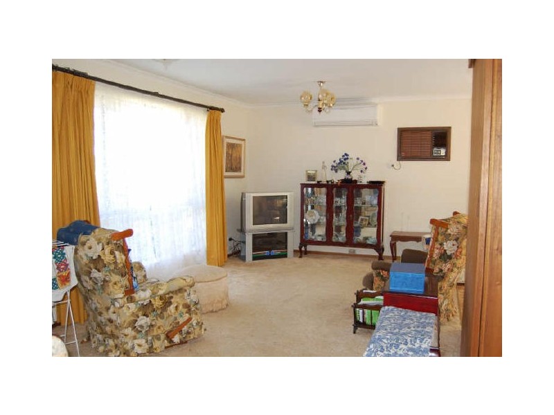 18 James Avenue, Victor Harbor SA 5211