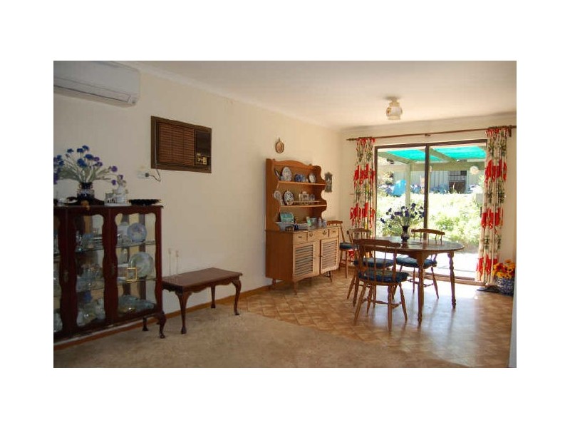 18 James Avenue, Victor Harbor SA 5211