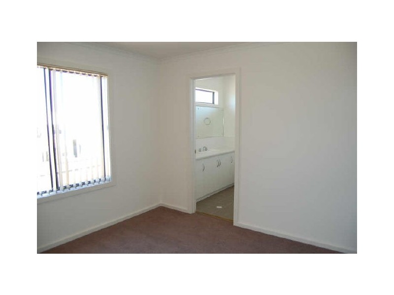 4 Olive Grove Road, Encounter Bay SA 5211