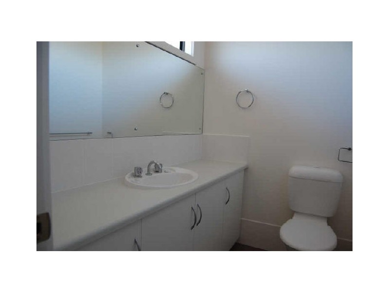 4 Olive Grove Road, Encounter Bay SA 5211