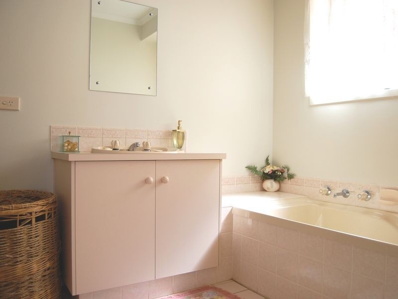 41 Southern Right Crescent, Encounter Bay SA 5211