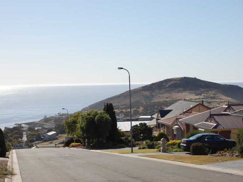 41 Southern Right Crescent, Encounter Bay SA 5211