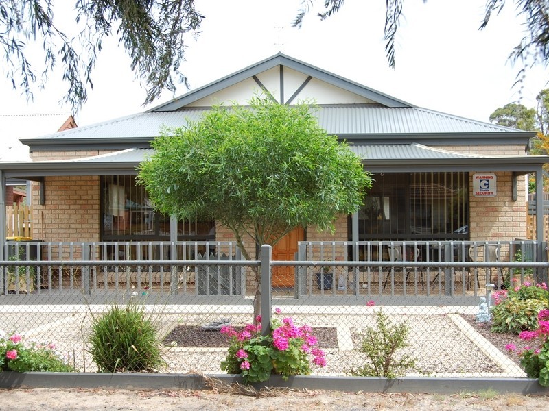 5A Forrest Street, Victor Harbor SA 5211