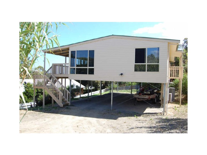 9 Lawson Street, Victor Harbor SA 5211