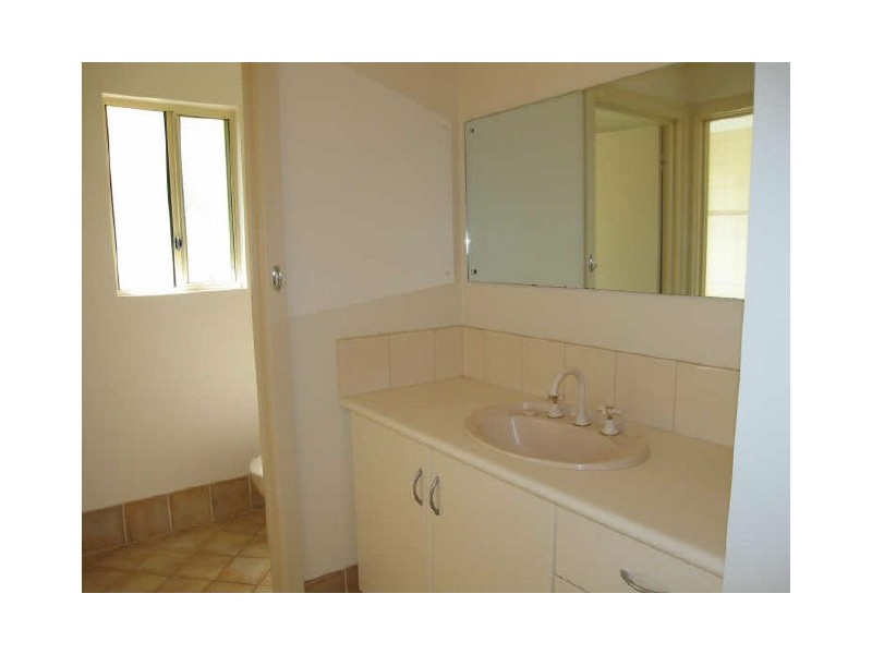 9 Lawson Street, Victor Harbor SA 5211