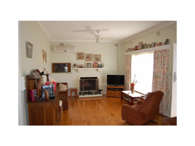 84 Bay Road, Encounter Bay SA 5211