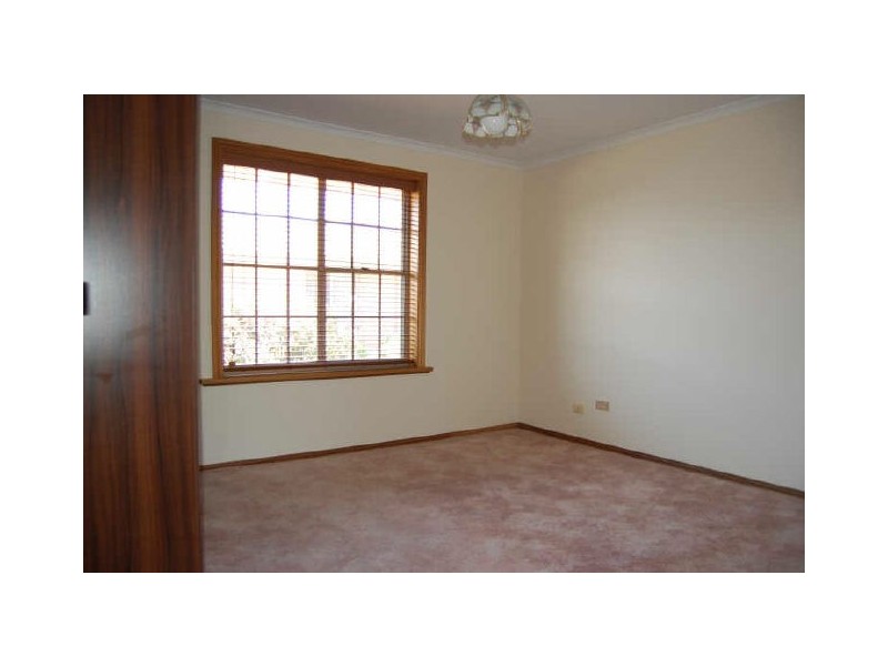 6/11 Acraman Street, Victor Harbor SA 5211