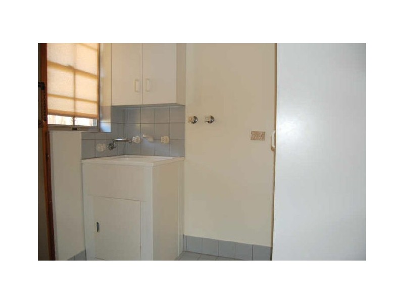 6/11 Acraman Street, Victor Harbor SA 5211