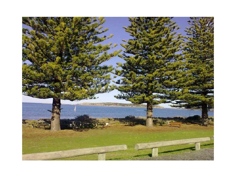 1/16 Bridge Terrace, Victor Harbor SA 5211