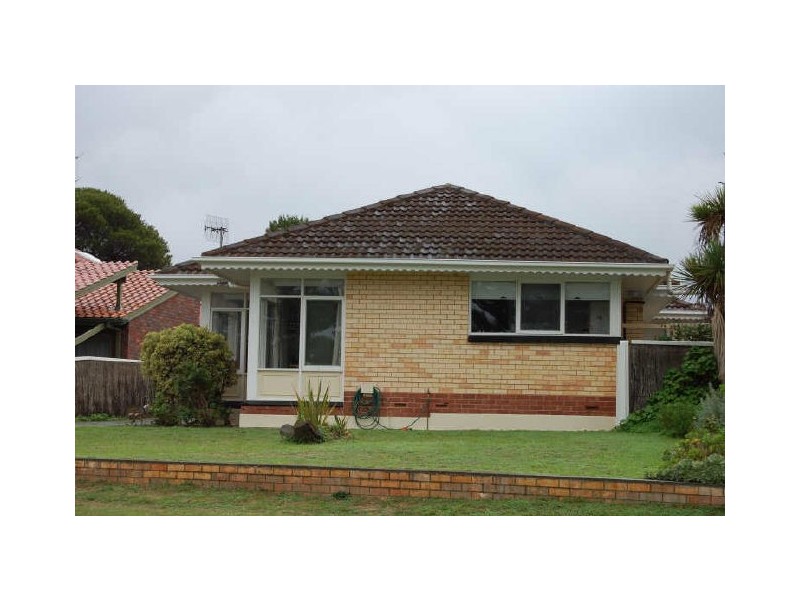 1/16 Bridge Terrace, Victor Harbor SA 5211