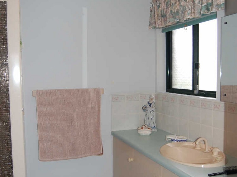 32 Southern Right Cres, Encounter Bay SA 5211