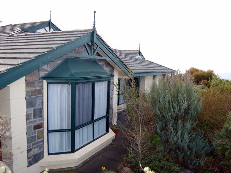 32 Southern Right Cres, Encounter Bay SA 5211