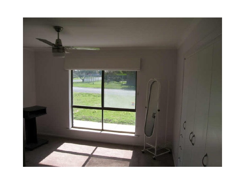 10 Lamont Road, Mccracken SA 5211