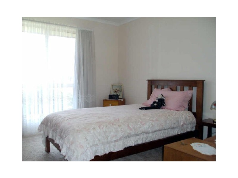 27 Burke Street, Victor Harbor SA 5211