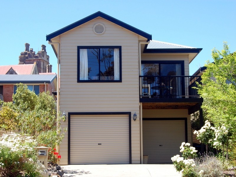 34 Grantley Avenue, Victor Harbor SA 5211