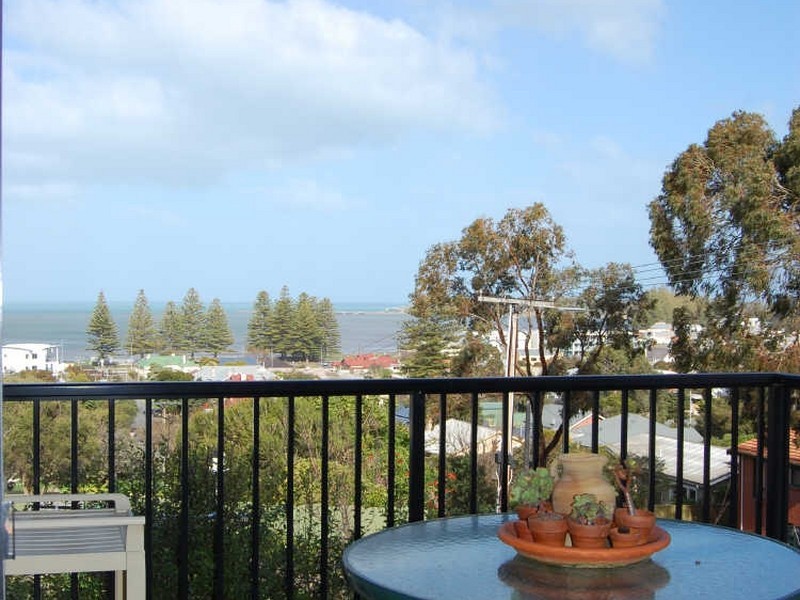 34 Grantley Avenue, Victor Harbor SA 5211