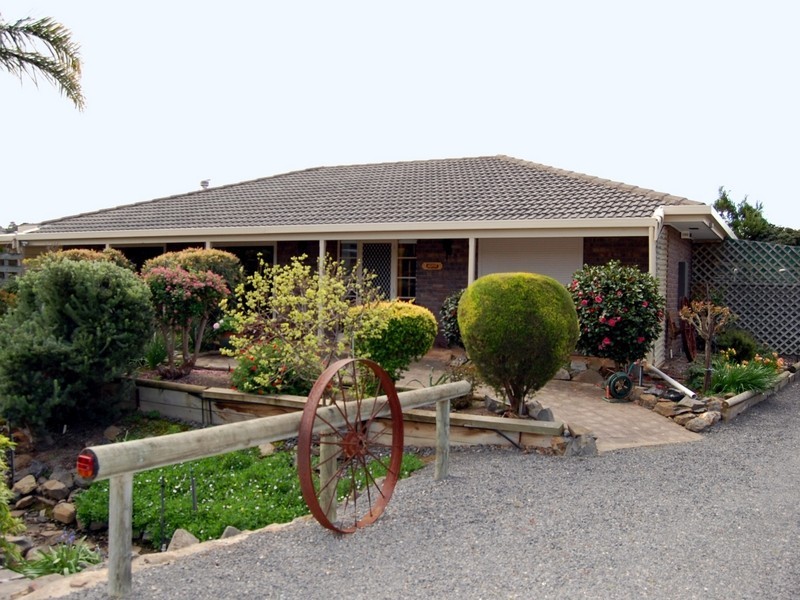 18 Solway Crescent, Encounter Bay SA 5211