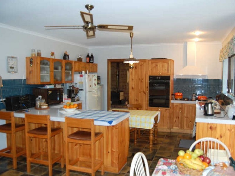 18 Solway Crescent, Encounter Bay SA 5211