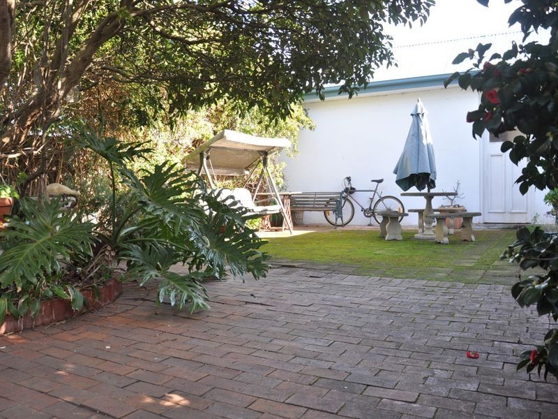 11 Leworthy Street, Victor Harbor SA 5211