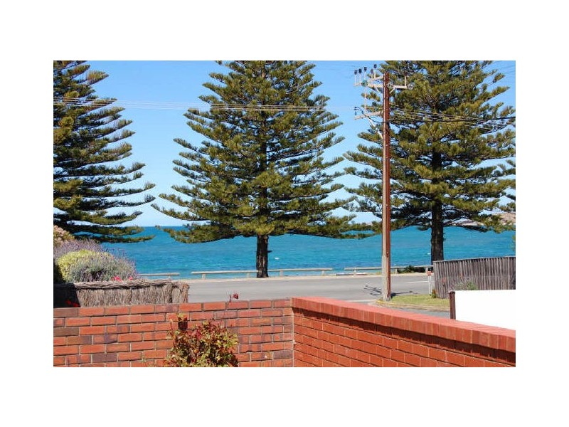 3/2 Bridge Court, Victor Harbor SA 5211