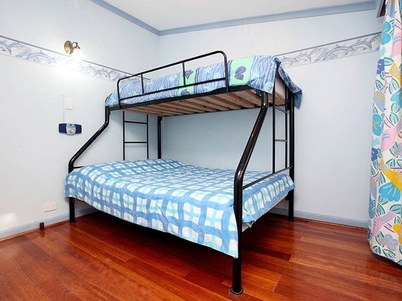 17 Swain Road, Victor Harbor SA 5211