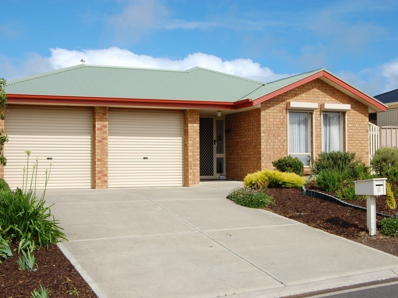 11 Heysen Parade, Hayborough SA 5211