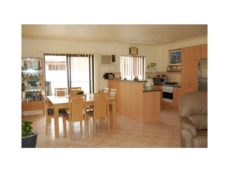 5 & 5A Forrest Street, Victor Harbor SA 5211
