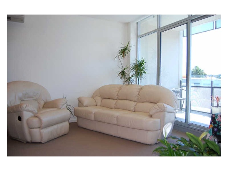 212/162 Hindmarsh Road, Victor Harbor SA 5211