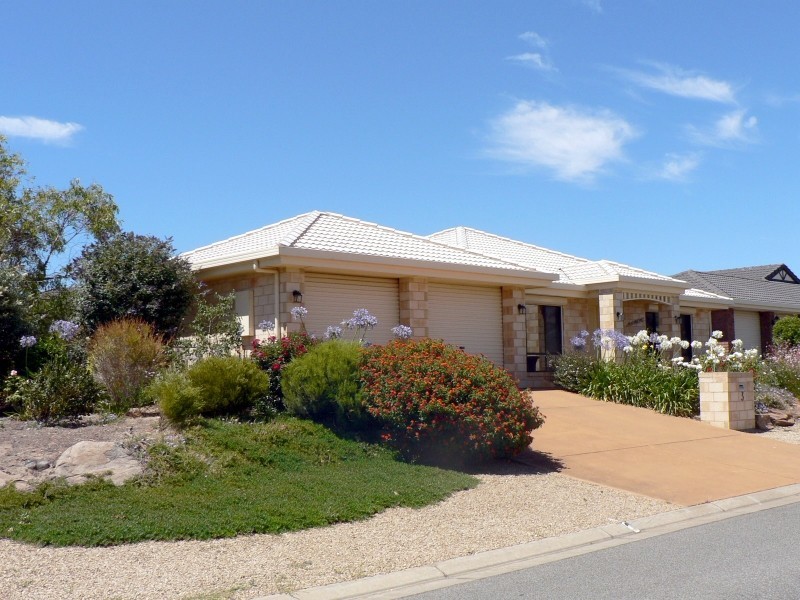 3 Cutter Circuit, Encounter Bay SA 5211