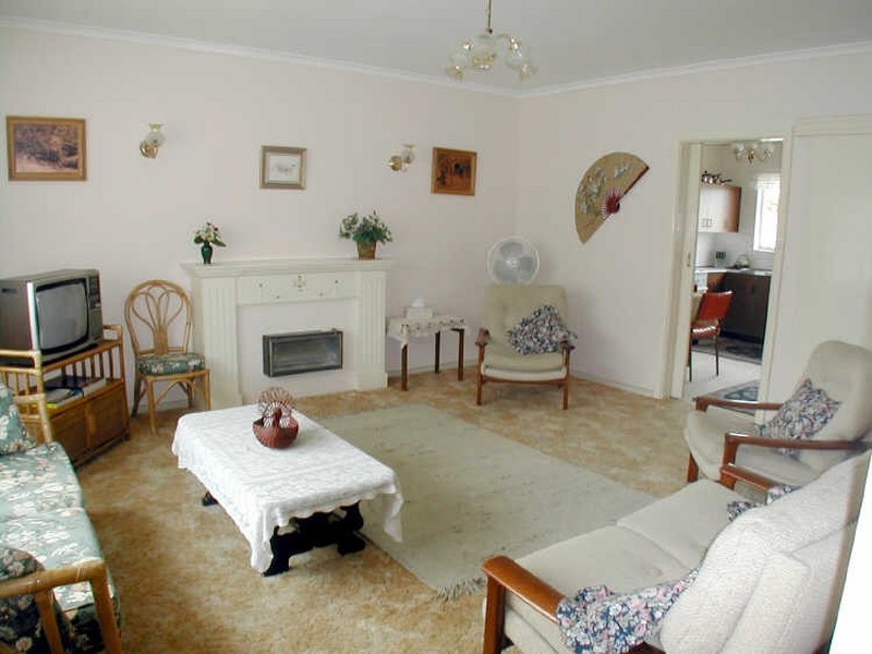 3/4 Russell Street, Encounter Bay SA 5211