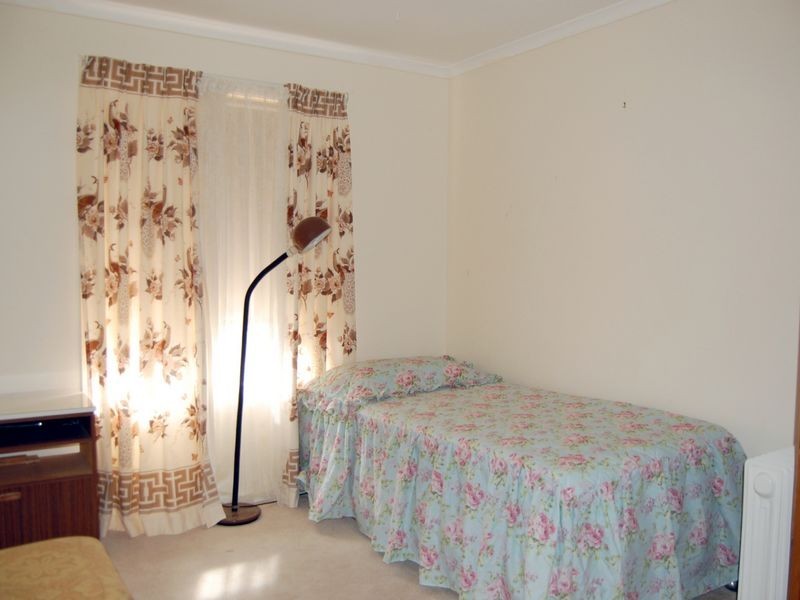 2/30 Marlbrough Ave, Victor Harbor SA 5211