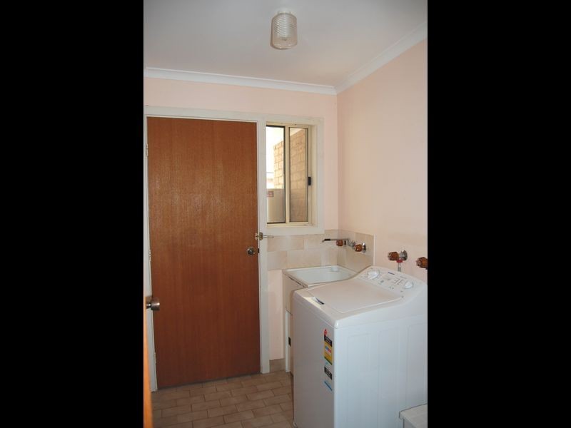 2/30 Marlbrough Ave, Victor Harbor SA 5211