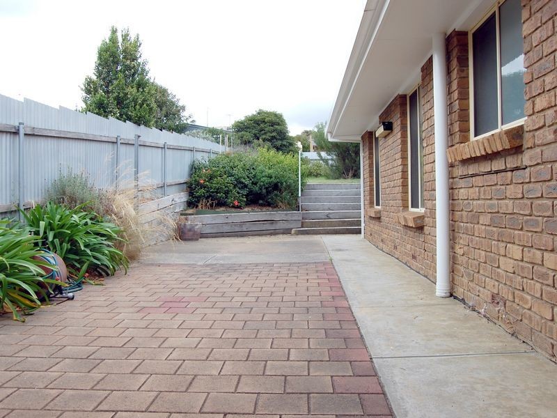 2/30 Marlbrough Ave, Victor Harbor SA 5211