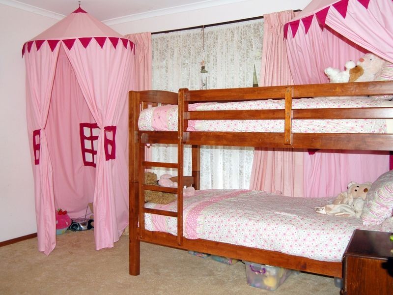 30 Norma Cres, Encounter Bay SA 5211