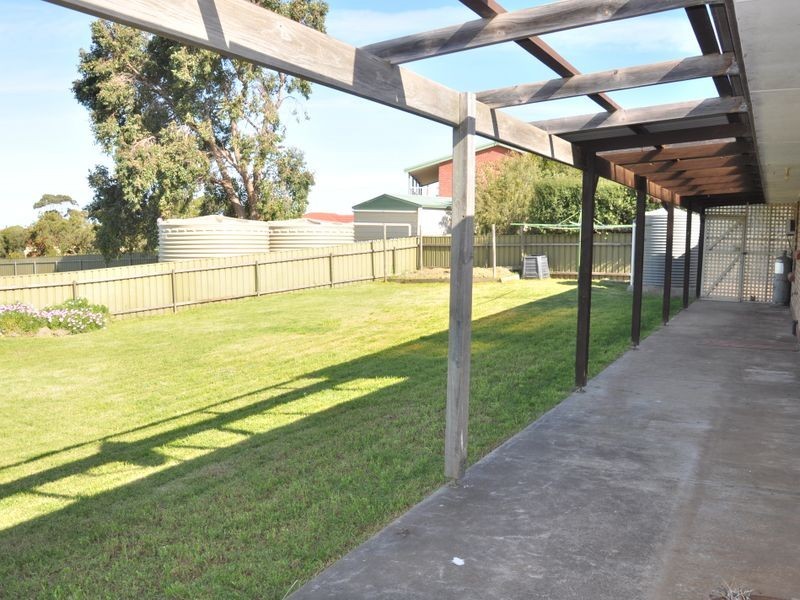 30 Norma Cres, Encounter Bay SA 5211