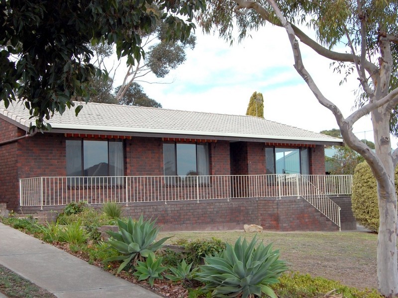 26 Norfolk Avenue, Victor Harbor SA 5211