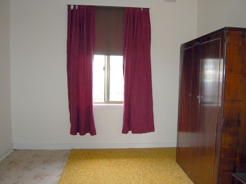 35 Blackfriars Road, Port Elliot SA 5212