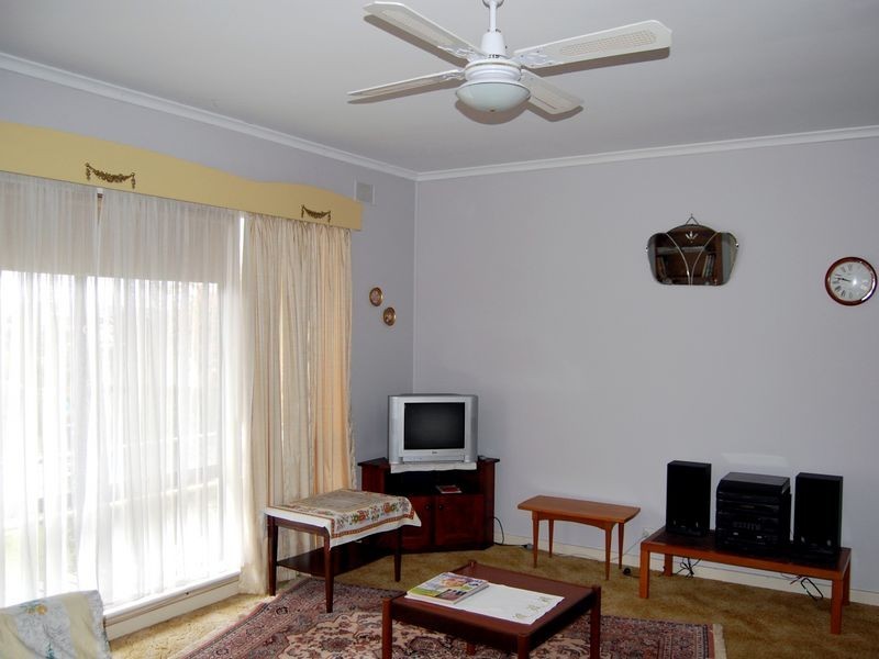 30 Norfolk Avenue, Victor Harbor SA 5211