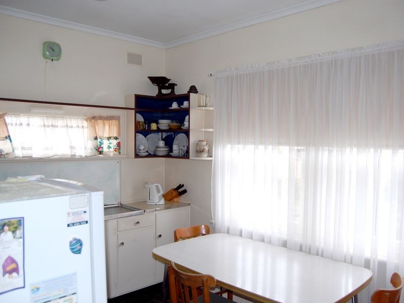 30 Norfolk Avenue, Victor Harbor SA 5211