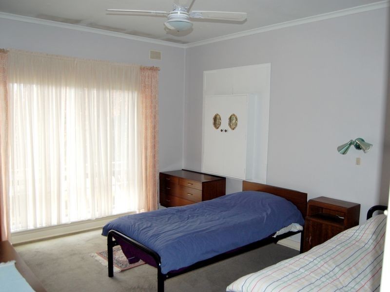 30 Norfolk Avenue, Victor Harbor SA 5211