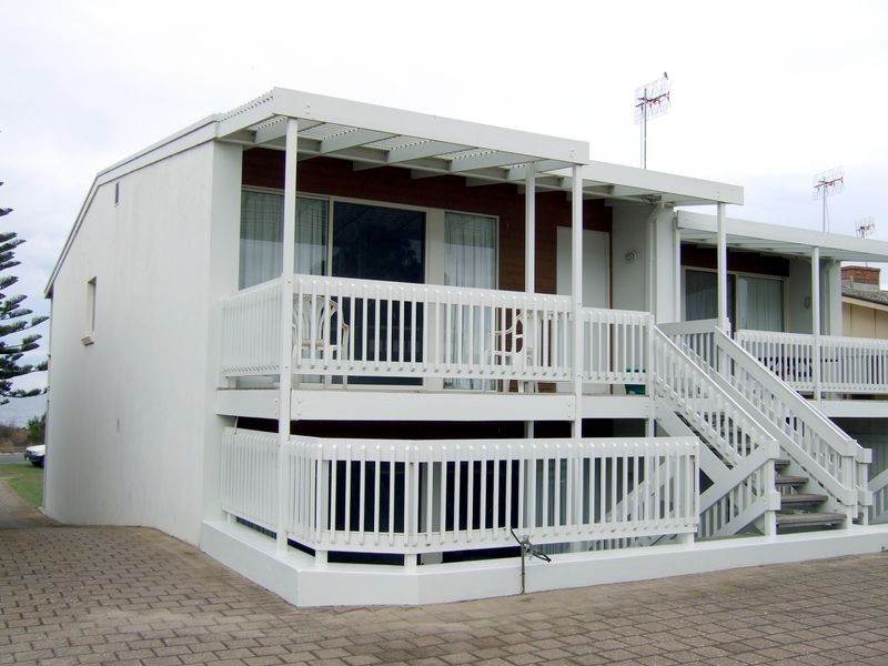 9 Franklin Parade, Encounter Bay SA 5211