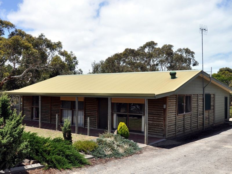 10 Wattlebury Road, Victor Harbor SA 5211