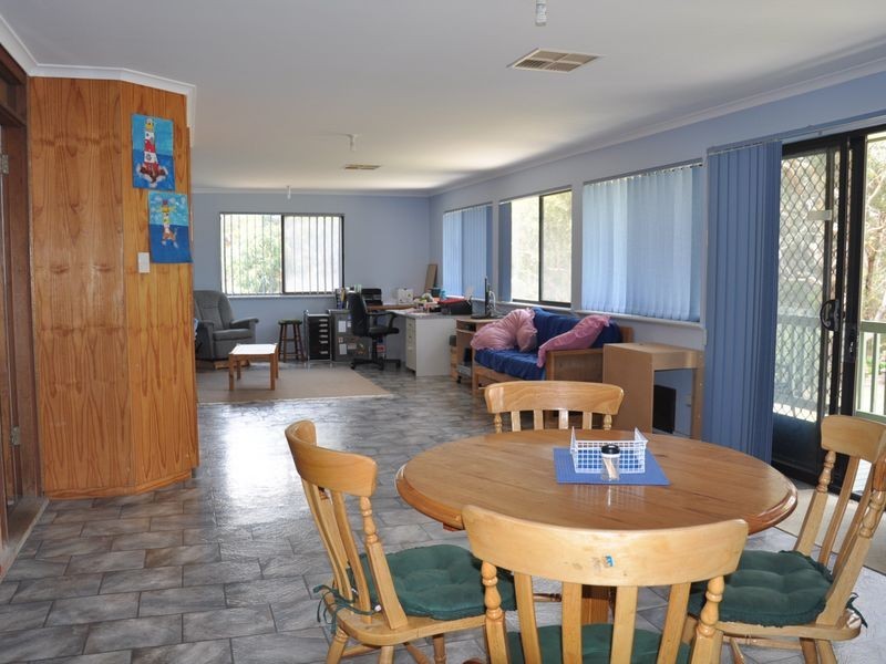 10 Wattlebury Road, Victor Harbor SA 5211