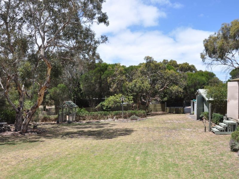 10 Wattlebury Road, Victor Harbor SA 5211