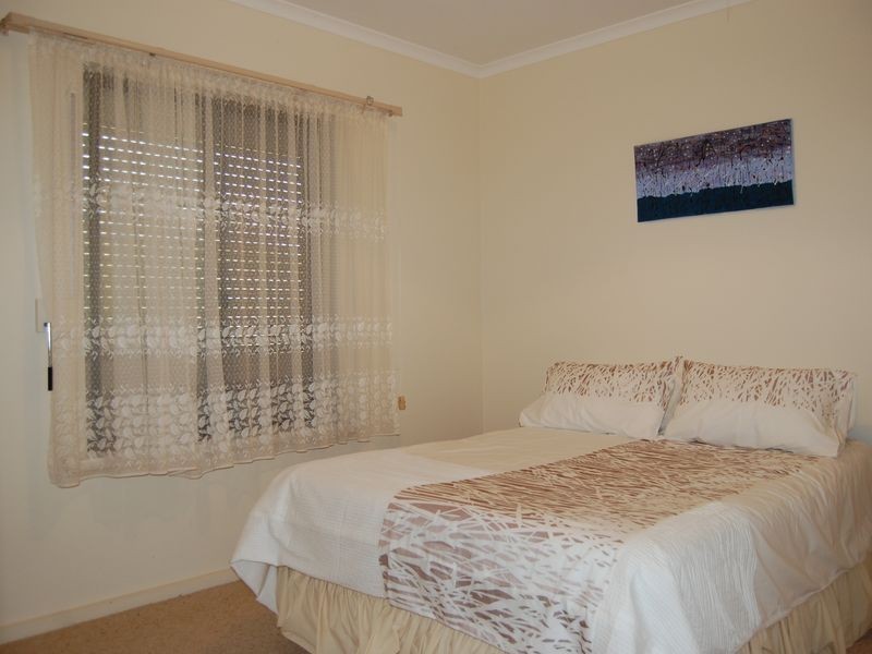 2/10 Carlyle Street, Victor Harbor SA 5211