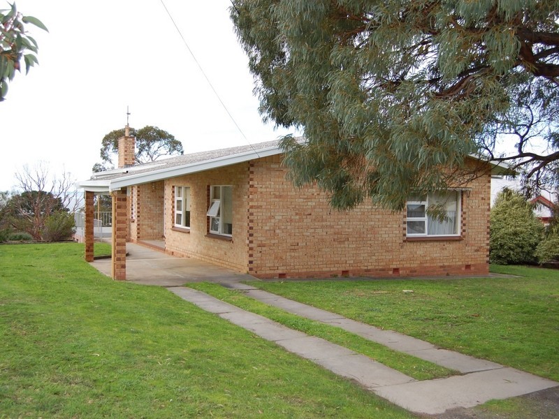 10 Warland Avenue, Victor Harbor SA 5211