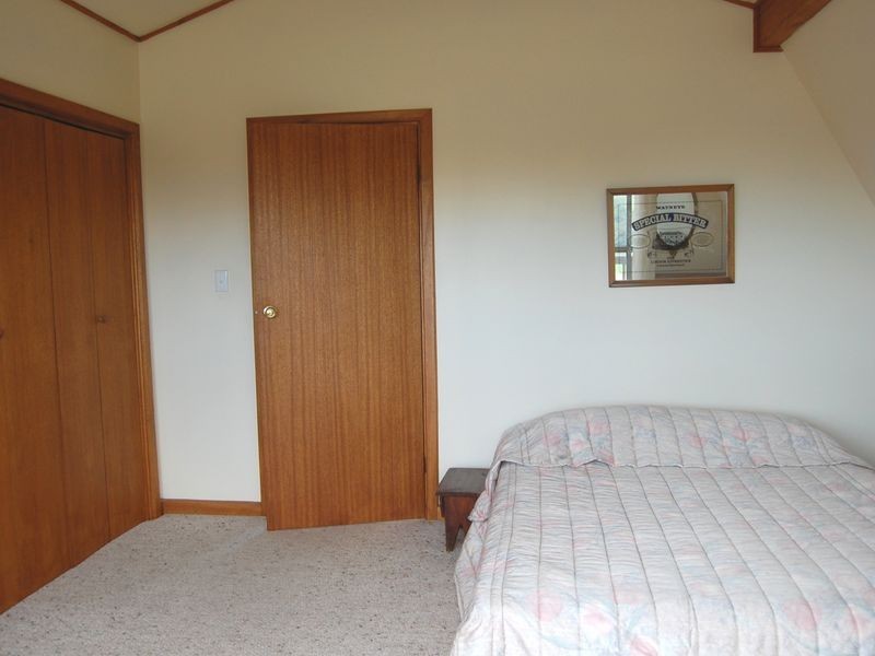 1 Crystal Court, Encounter Bay SA 5211