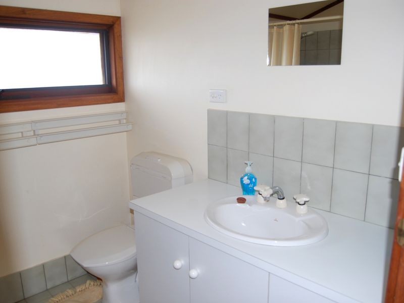 1 Crystal Court, Encounter Bay SA 5211