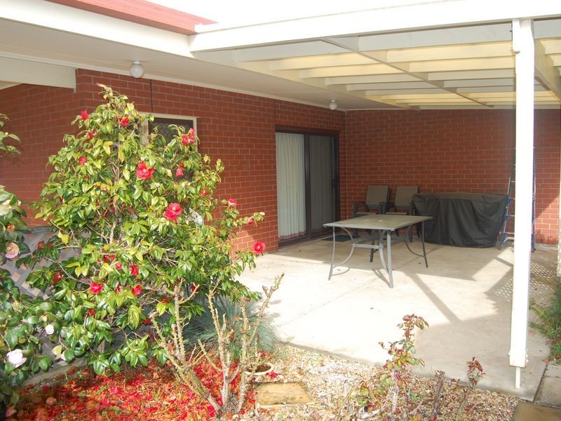 25 Kingsford Street, Victor Harbor SA 5211