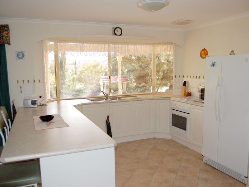 63 Lakeside Circuit, Encounter Bay SA 5211